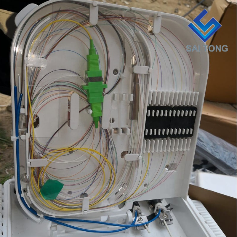 Cixi made16 cores termination box sc/upc FTTH 16 cores distribution box Waterproof Rubber Cable Gland Gpon onu Fiber Junction Box